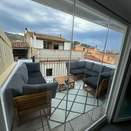 Centric House With Parking Tossa de Mar