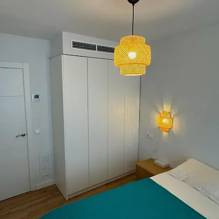 Centric House With Parking Holiday home *