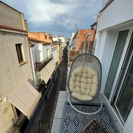 Semesterbostad Centric House With Parking