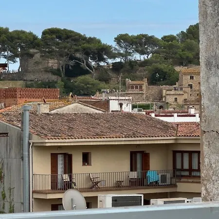 Centric House With Parking Tossa de Mar