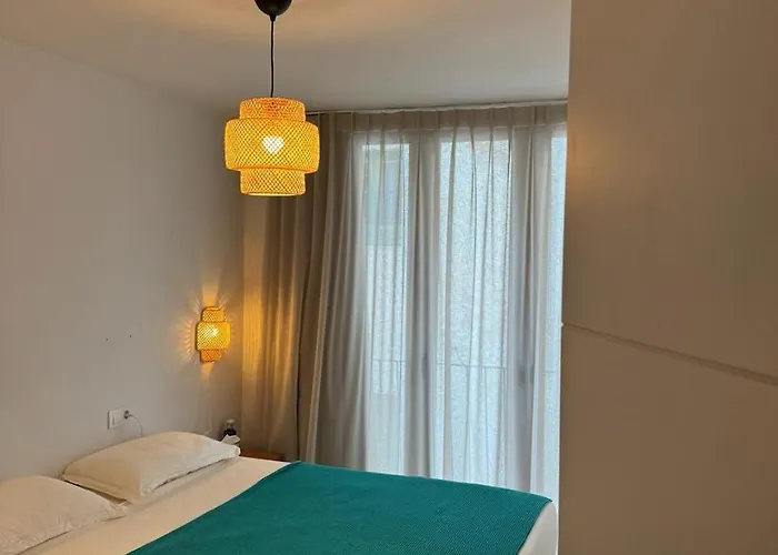 Lets Holidays Centric House With Parking *