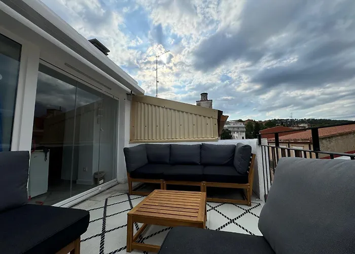 Lets Holidays Centric House With Parking * 滨海托萨